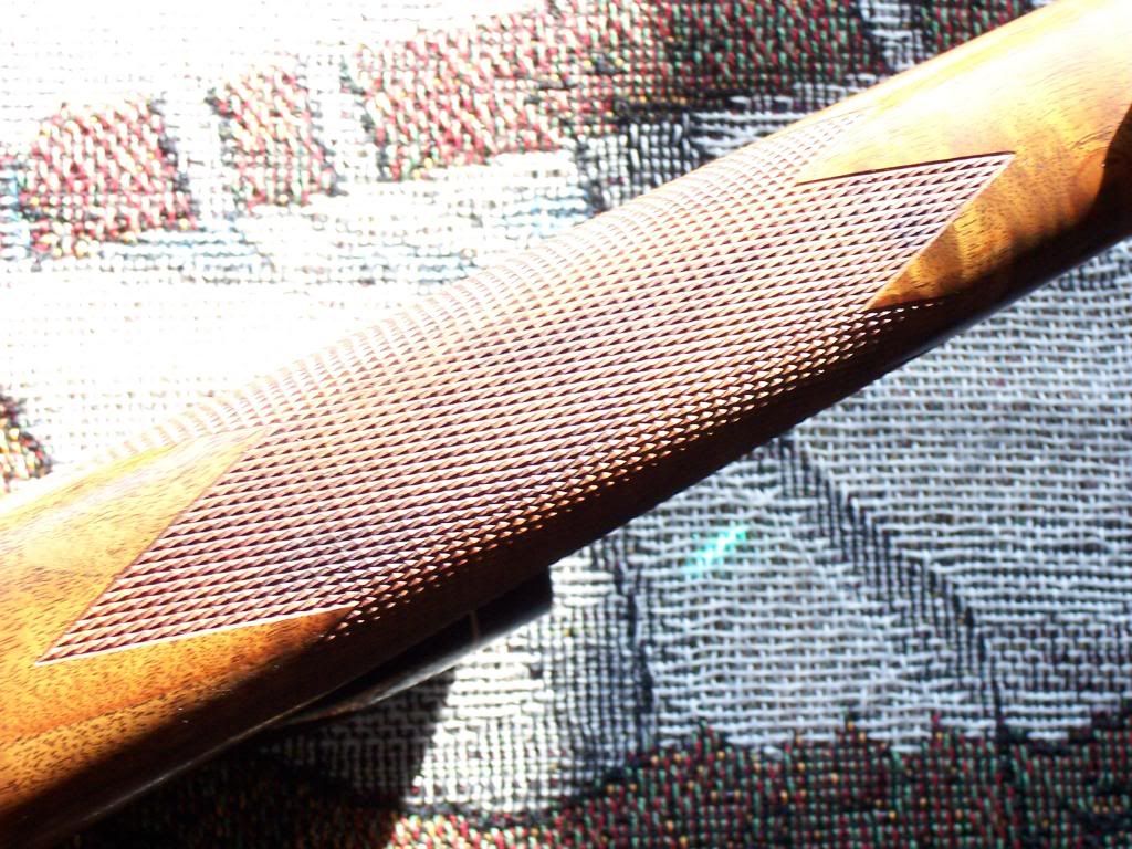 Knife handle checkering WIP